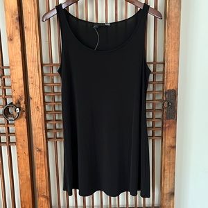 Basic soft silk Eileen fisher top